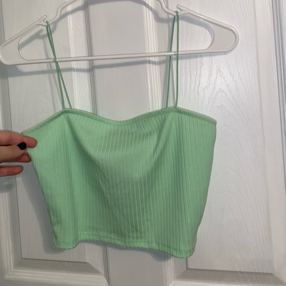 FOREVER 21 Lime Green Crop Top - Picture 1 of 5